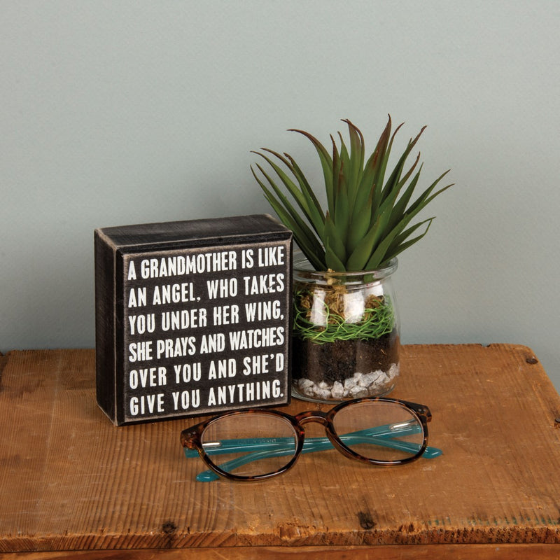 A Grandmother Box Sign (Pack of 2)